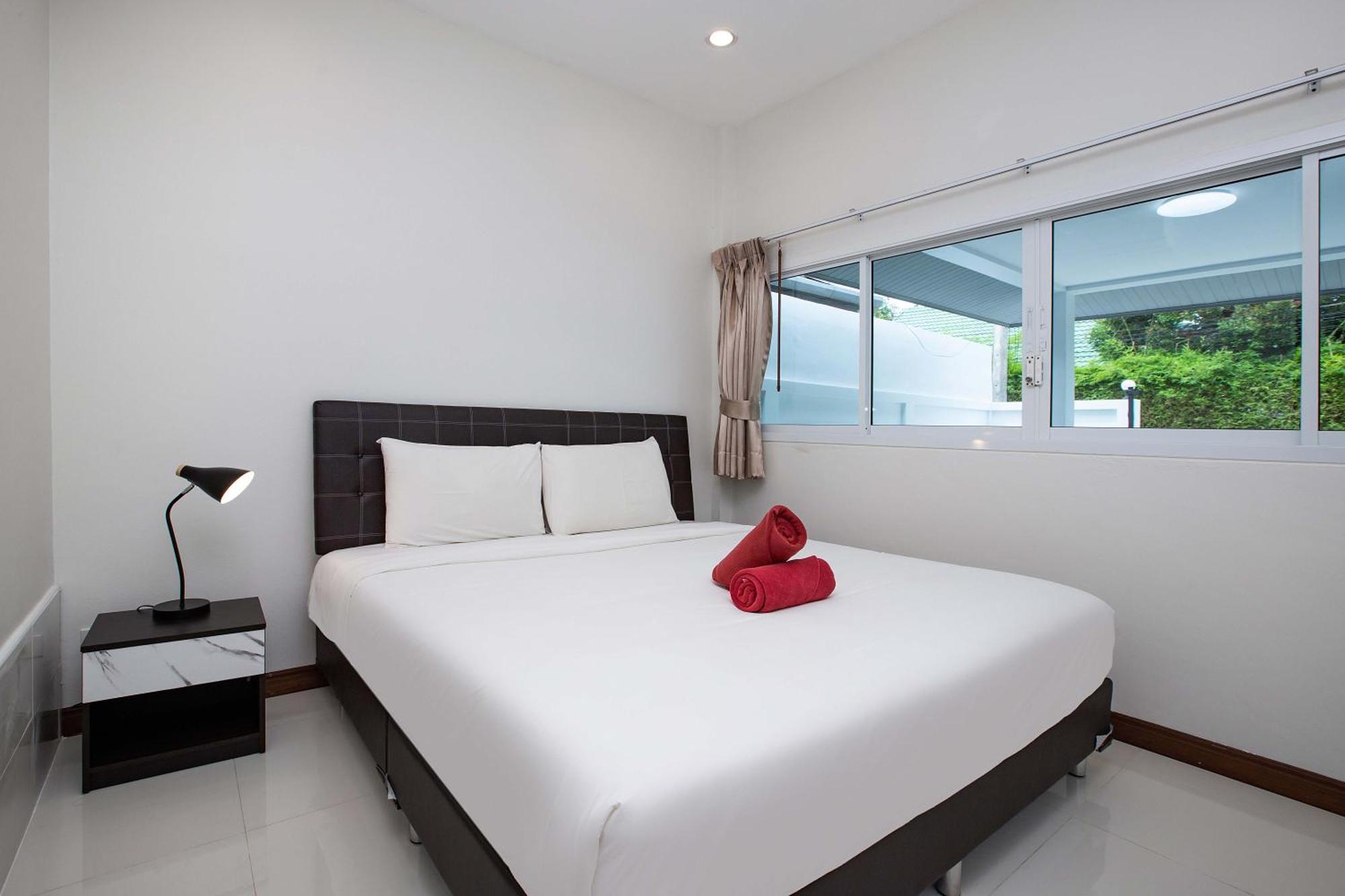 Family 2Br Villa Lancelot 3 With Jacuzzi Pool, Just 10 Min Drive Naiharn And Rawai Banszajjuan Kültér fotó