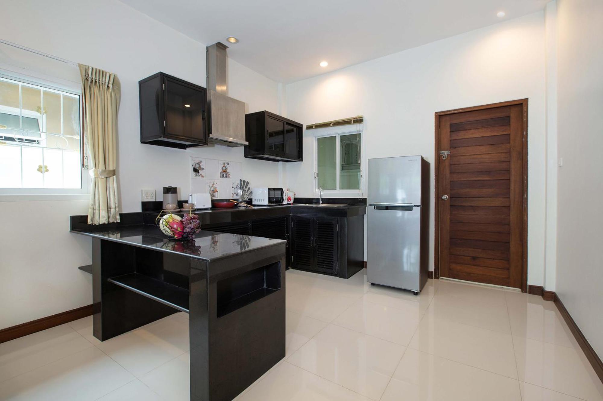 Family 2Br Villa Lancelot 3 With Jacuzzi Pool, Just 10 Min Drive Naiharn And Rawai Banszajjuan Kültér fotó